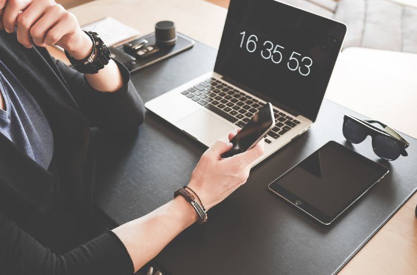 我會因為沒有提交年度業務報告而被罰款嗎？如何編制年度經營報告